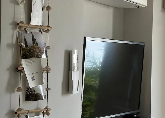 La Casina Fra Gli Oleandri *