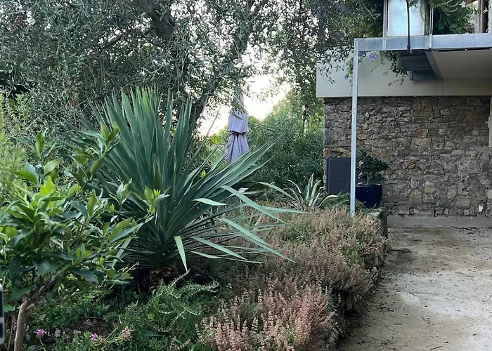 La Casina Fra Gli Oleandri Apartmán