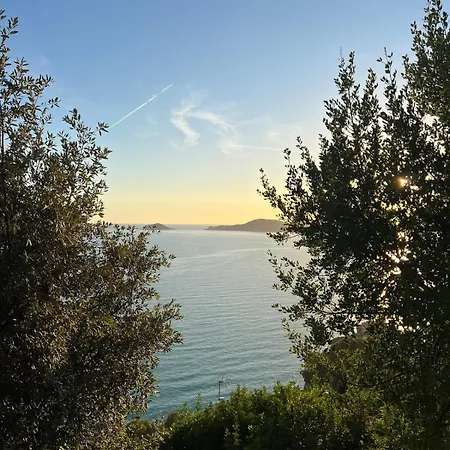 La Casina Fra Gli Oleandri * Zanego