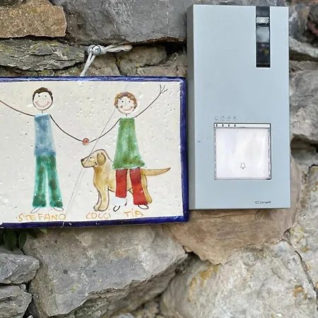 La Casina Fra Gli Oleandri *
