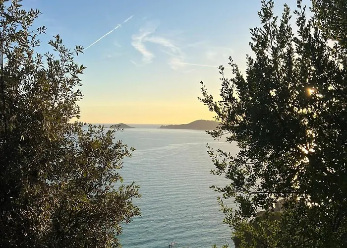 La Casina Fra Gli Oleandri * Zanego